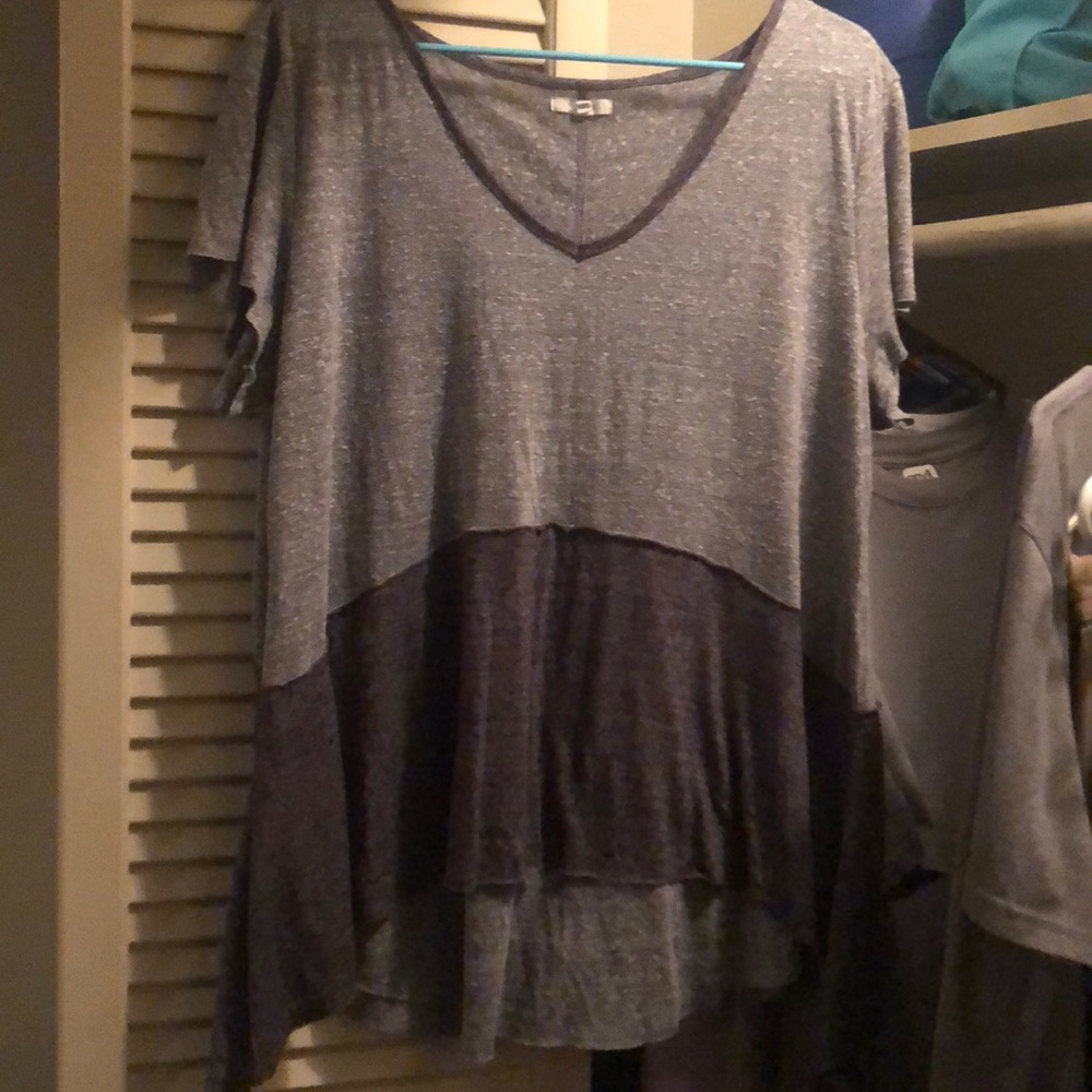 Super Soft and Flattering Tee!